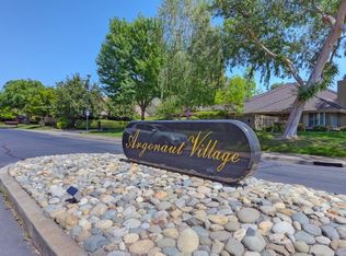 1895 Levi Strauss Ct, Gold River, CA 95670