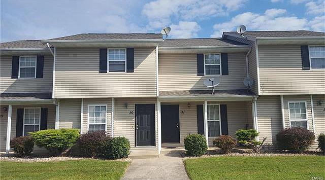 1st image of 30 Peartree Ln