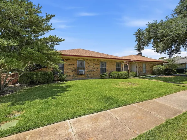 4115 Greenway Dr, Garland, TX 75041