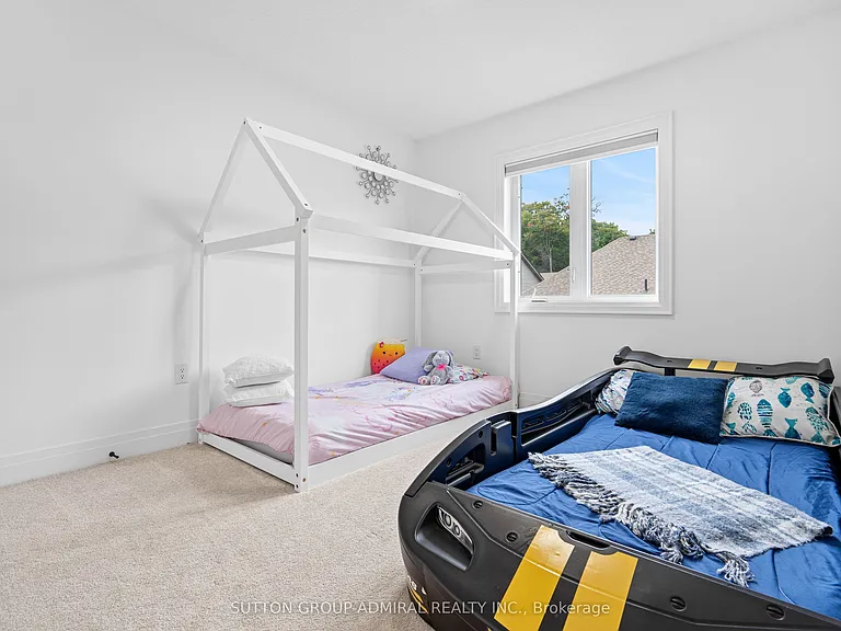 1026 Wright Dr — Photo 12