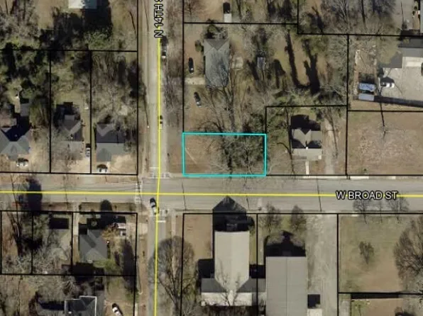 733 W Broad St, Griffin, GA 30223