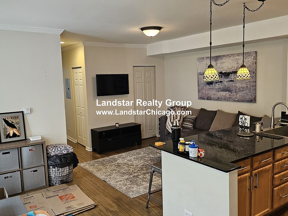 1st image of 3839 N Western Ave Unit 205