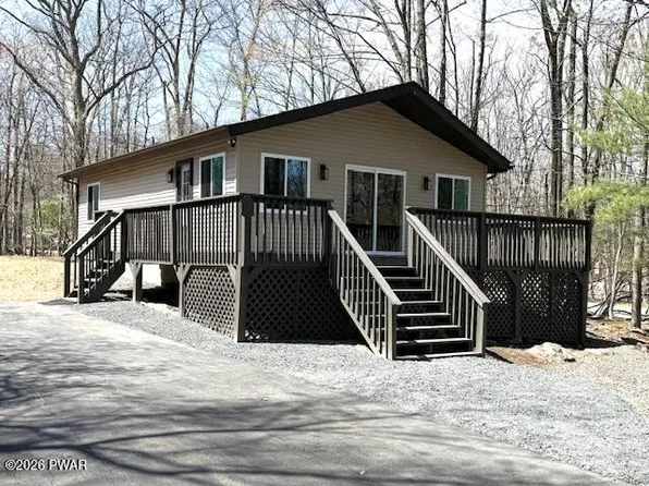 101 Sunfish Ct, Milford, PA 18337
