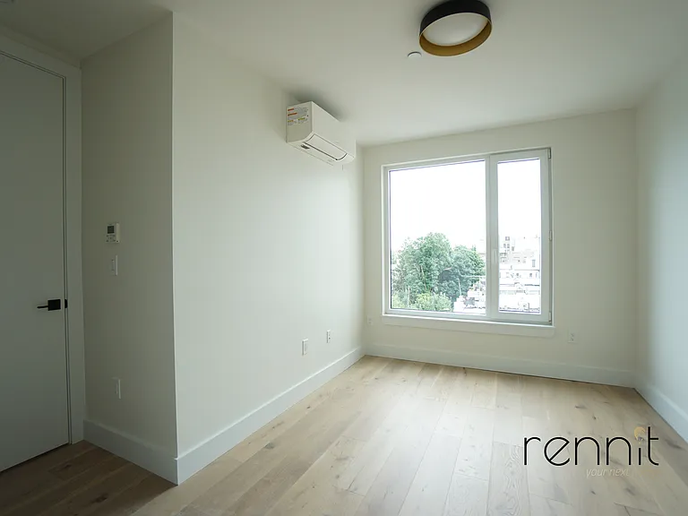 2402 Cortelyou Rd #504 — Photo 12