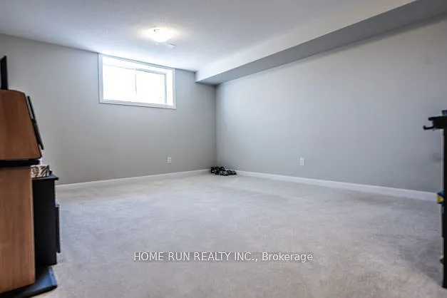 75 Aura Ave — Photo 20