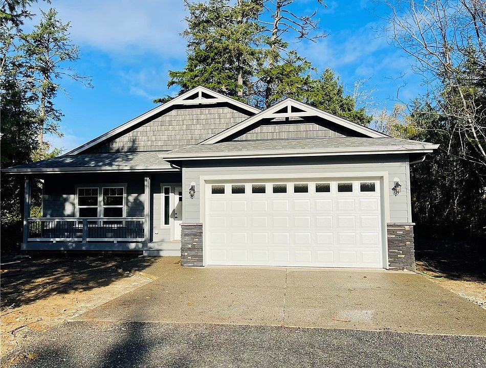 1st image of 643 Sea Wolf Ct NE