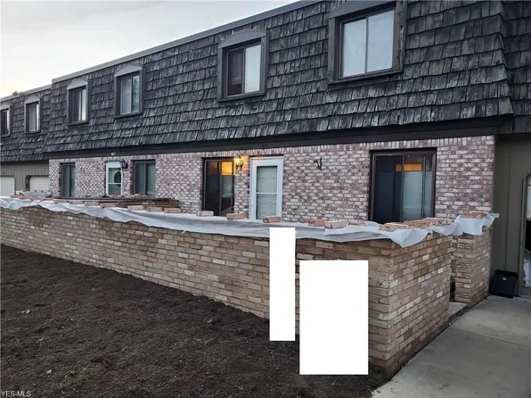 885 Tollis Pkwy #2, Broadview Heights, OH 44147