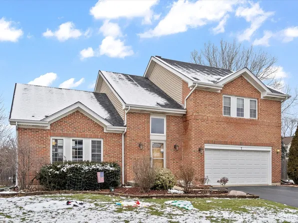 7 Taylor Ct, Bolingbrook, IL 60490