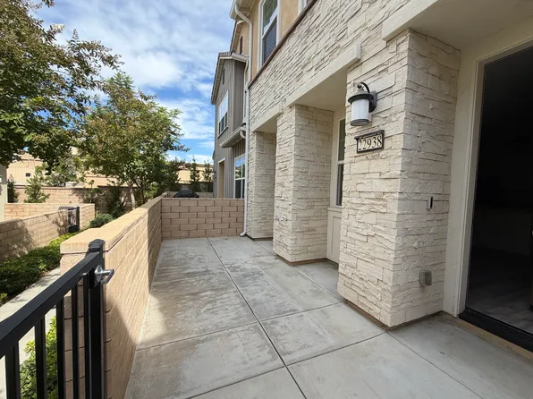 22938 Harvest Mill Cir, Santa Clarita, CA 91350