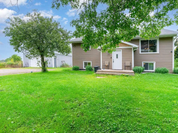 34519 Quinton Ave, Center City, MN 55012