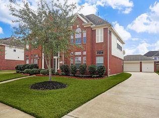 18011 Oak Park Bend Ln, Cypress, TX 77433