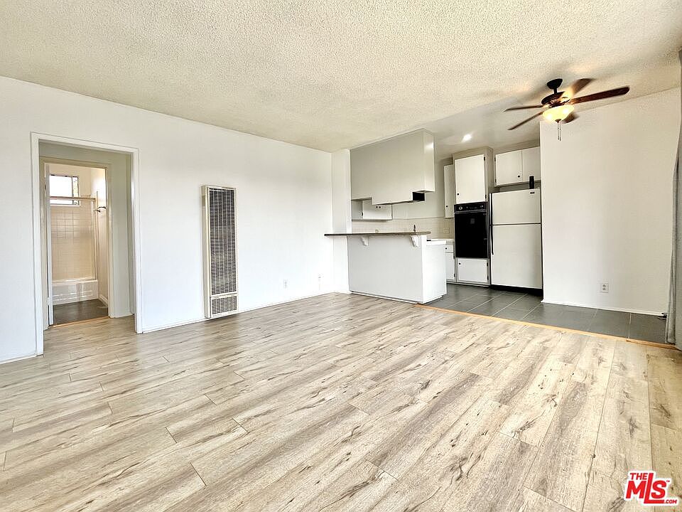 1st image of 127 Loma Vista St #9