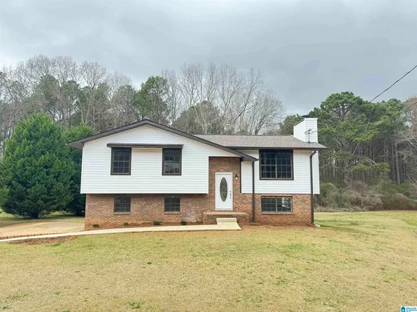 110 Southmoor Cir, Oxford, AL 36203