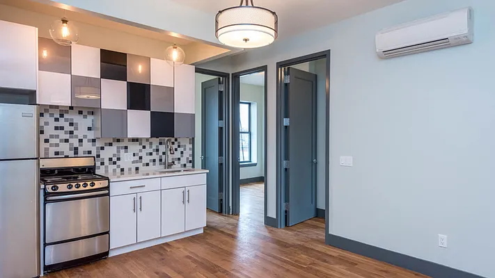 Rented by Nooklyn NYC LLC | media 19