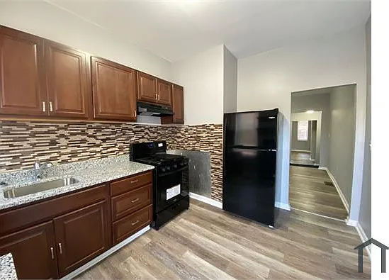 1832 Druid Hill Ave — Photo 8