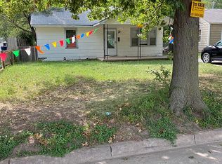 1943 N Poplar Ave, Wichita, KS 67214