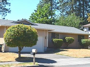 203 SW Birdsdale Dr, Gresham, OR 97080