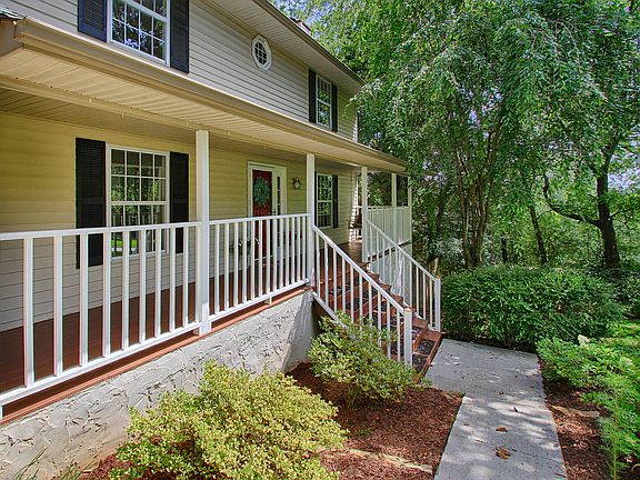 Covered Front Porch