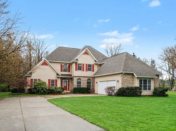 5115 Queen Victoria Ln, Kalamazoo, MI 49009