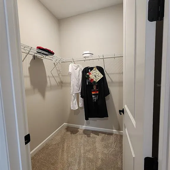 708 Griffon Ave — Photo 16