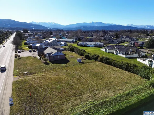 955 & 965 N 5th Ave, Sequim, WA 98382