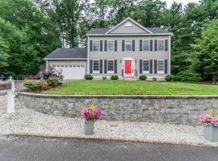 54 W Shore Rd, Windham, NH 03087