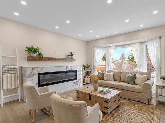 2nd image of 956 E Bracewood Rise SW