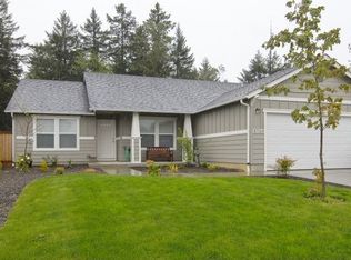 87569 Halcyon Dr, Veneta, OR 97487