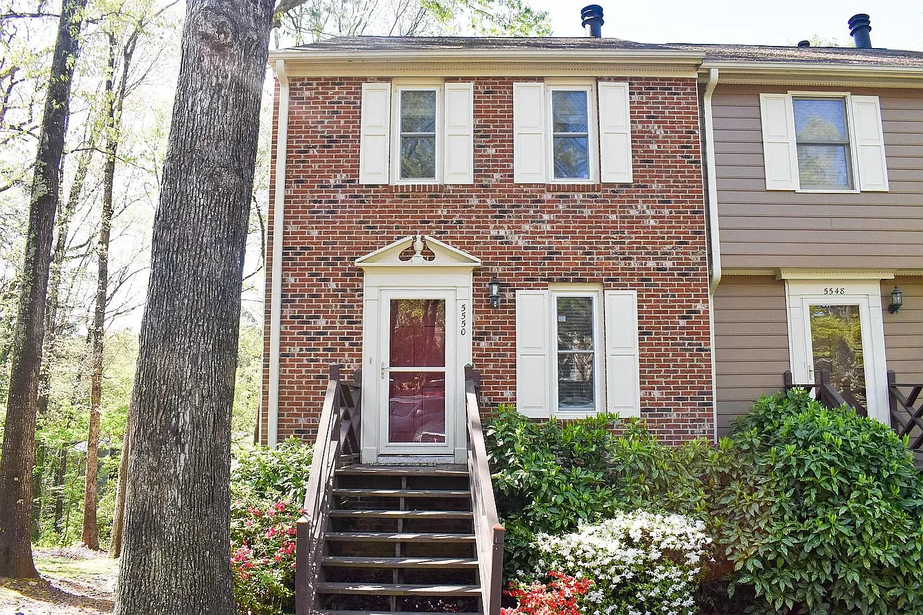 3 bed, 2.5 bath, 1704 sqft, $1,950 — Photo 1