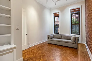 Rented by Luxian International Realty LLC