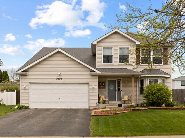 2504 Springside Dr, Crest Hill, IL 60403