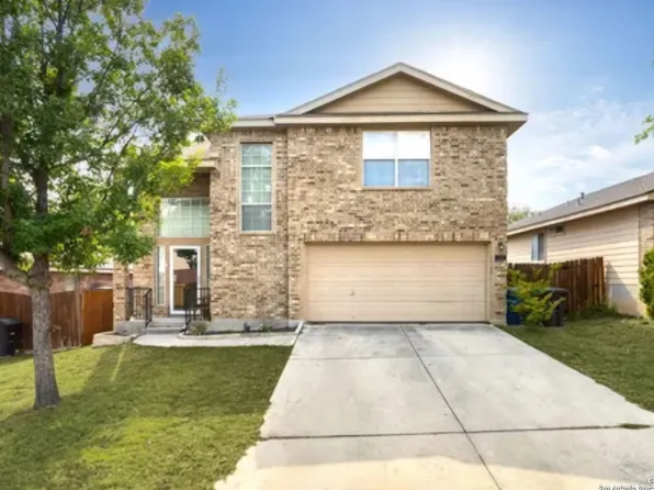 1307 Diamond Blf, San Antonio, TX 78251
