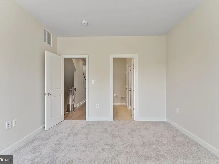 7249 Mountaineer Dr — Photo 14
