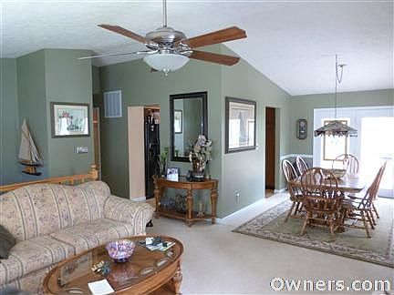 Living/Dinning Rm