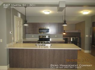 847 Martin St APT 301, Waukesha, WI 53186