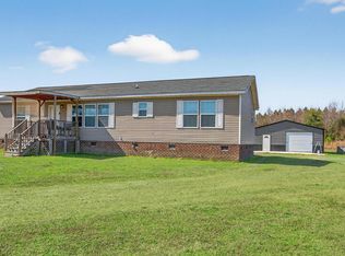 1603 E Barr Rd, Chocowinity, NC 27817