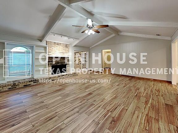 3rd image of 2941 Columbine Dr