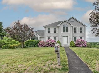 12 Hawks Ridge Rd, North Billerica, MA 01862