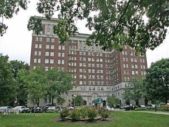1st image of 3900 Rose Hill Ave Unit 303B