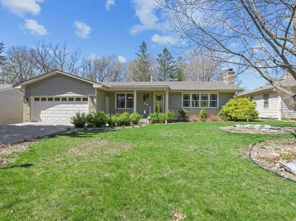 3715 Zenith Ave N, Robbinsdale, MN 55422