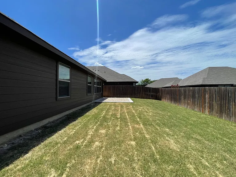 2120 Blakely Ct — Photo 51