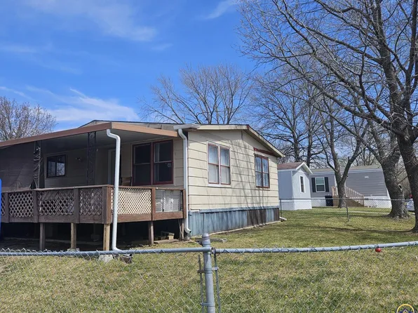 1103 SE 41st Ter #1002, Topeka, KS 66609