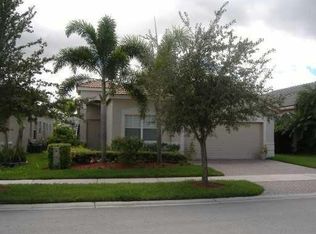 1204 Chinaberry Dr, Weston, FL 33327