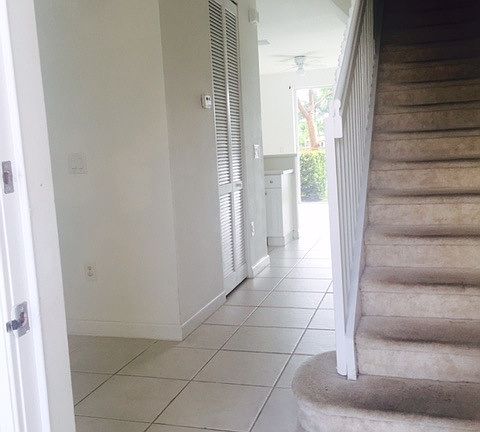 4th image of 235 SE 29th Ter Unit 5