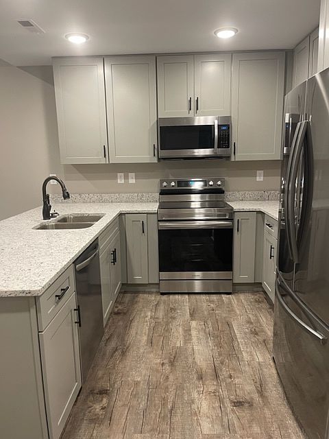 2nd image of 26 W Horizon Dr