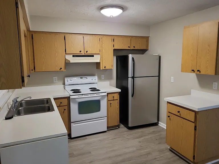 20 New Florida Ave — Photo 5