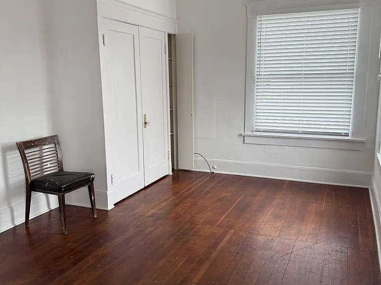 2045 K St #5 — Photo 4