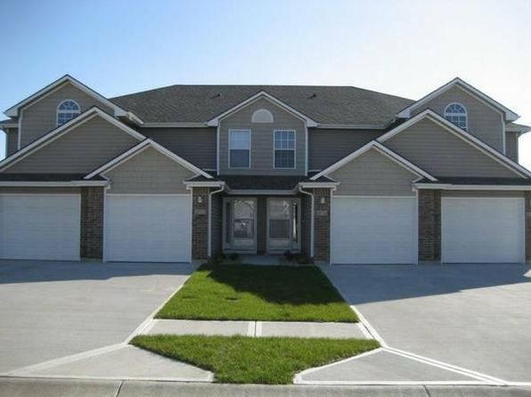 816 SW Peach Tree Ln