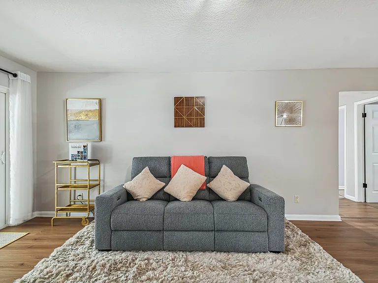3606 W Gray St — Photo 12