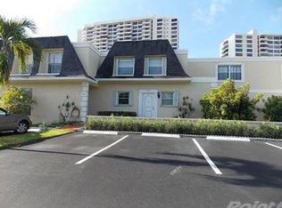 2310 NE 7th St #30, Hallandale Beach, FL 33009